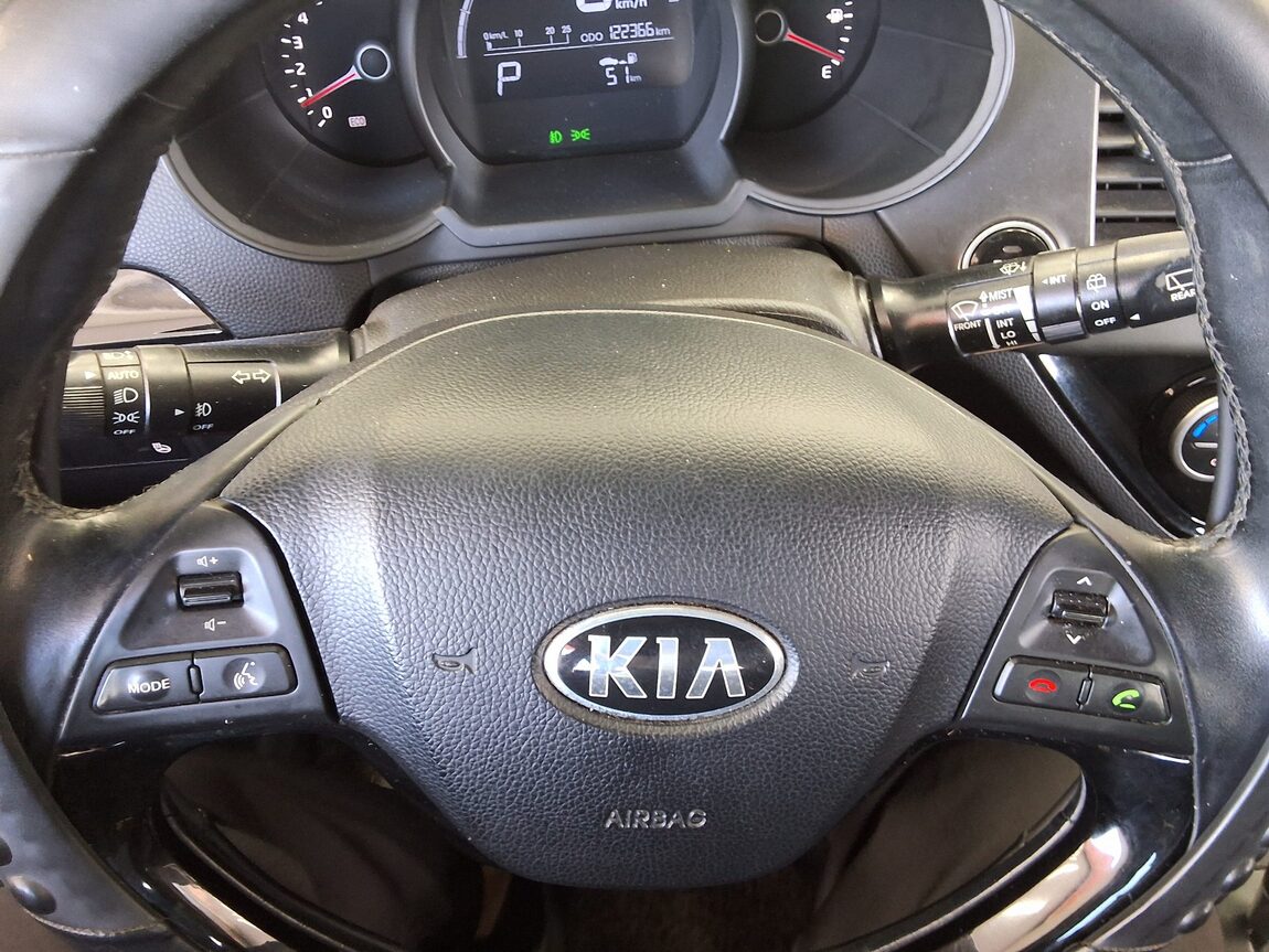 KIA ALL NEW MORNING GASOLINE LUXURY 2015 - zdjęcie 17