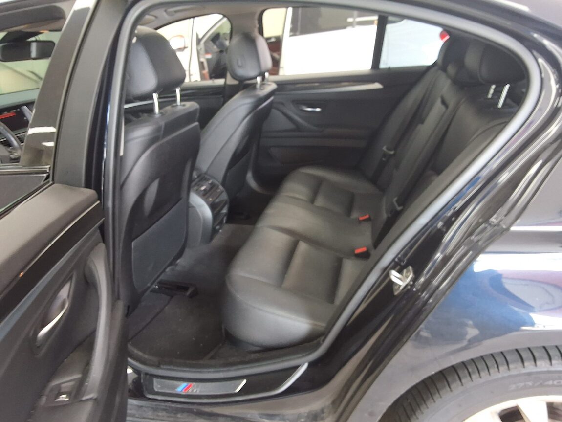 BMW 5 SERIES (6TH GEN) 520d xDRIVE M AERODYNAMIC 2016 - zdjęcie 13