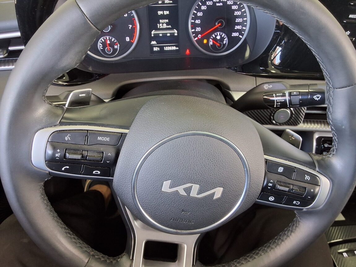 KIA NEW K5 (DL3) 2.0 GASOLINE PRESTIGE 2023 - zdjęcie 17