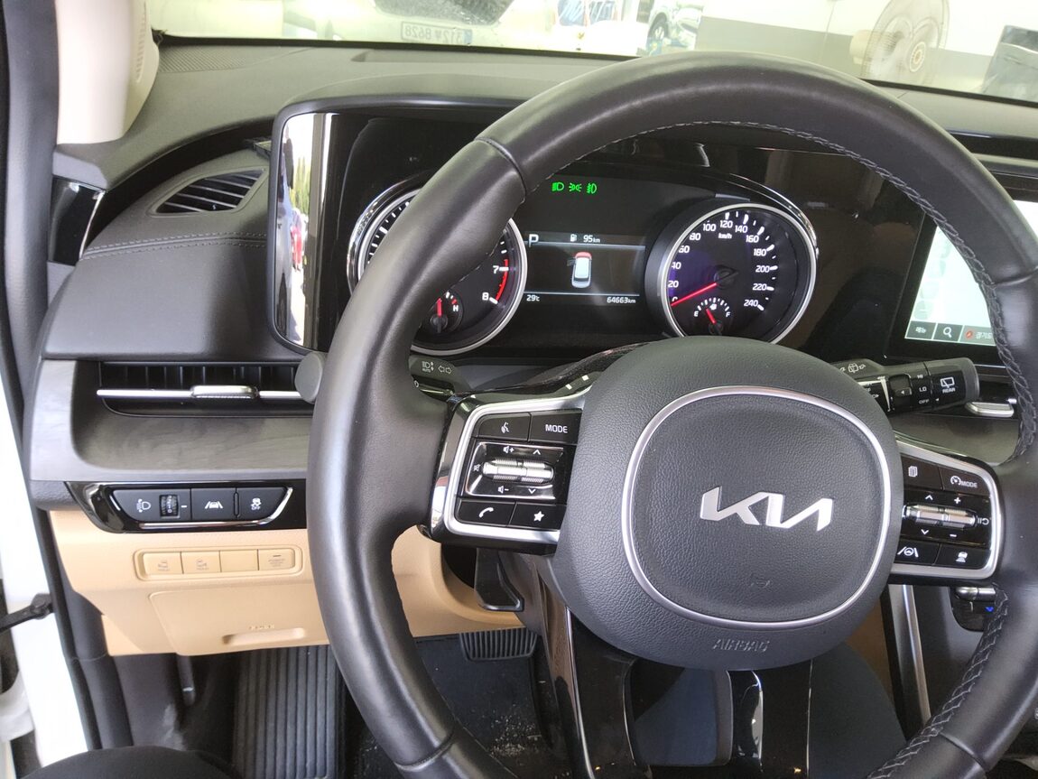 KIA NEW CARNIVAL (KA4) 9-SEATER GASOLINE PRESTIGE 2023 - zdjęcie 17