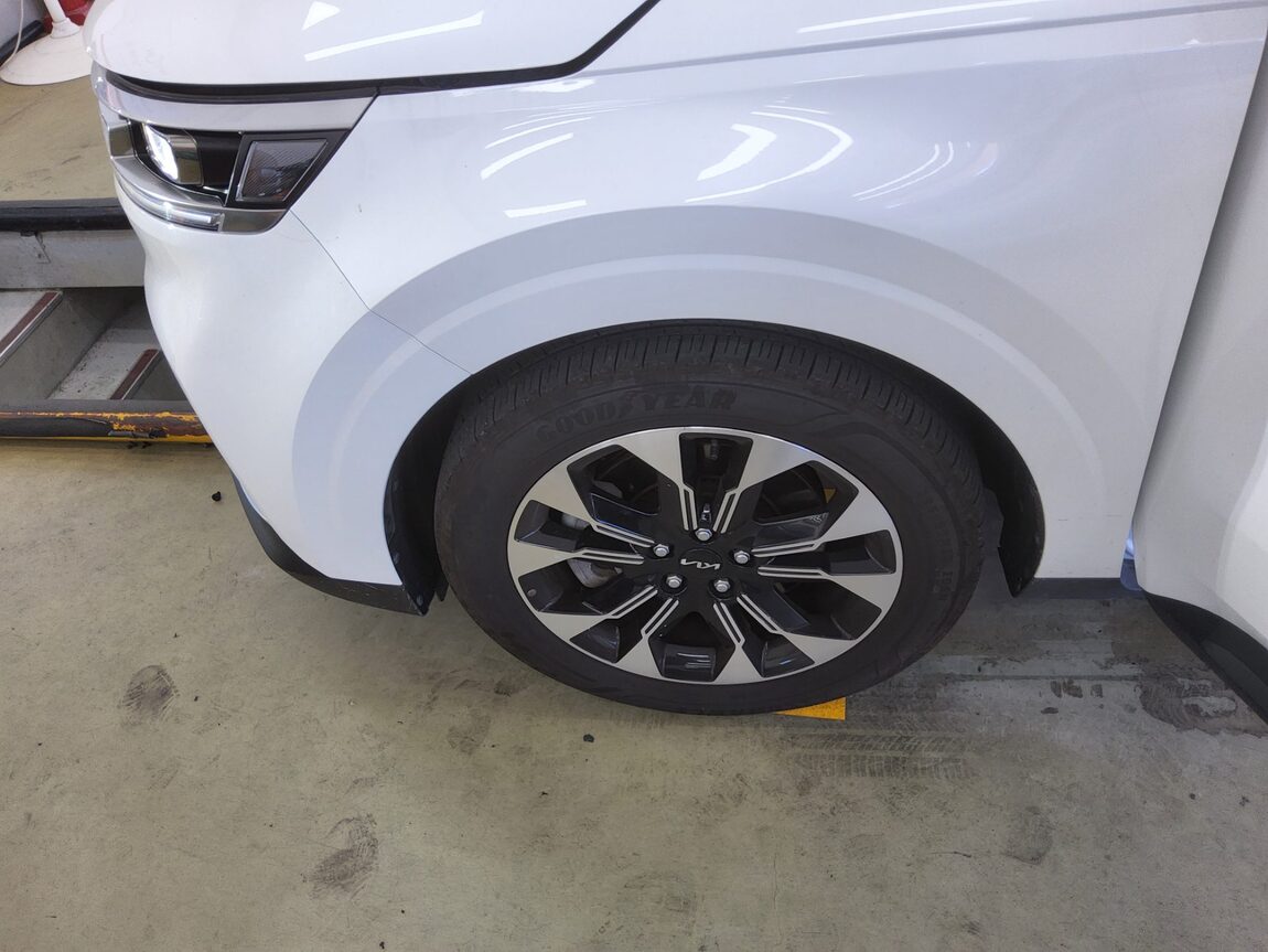 KIA NEW CARNIVAL (KA4) 9-SEATER GASOLINE PRESTIGE 2023 - zdjęcie 20