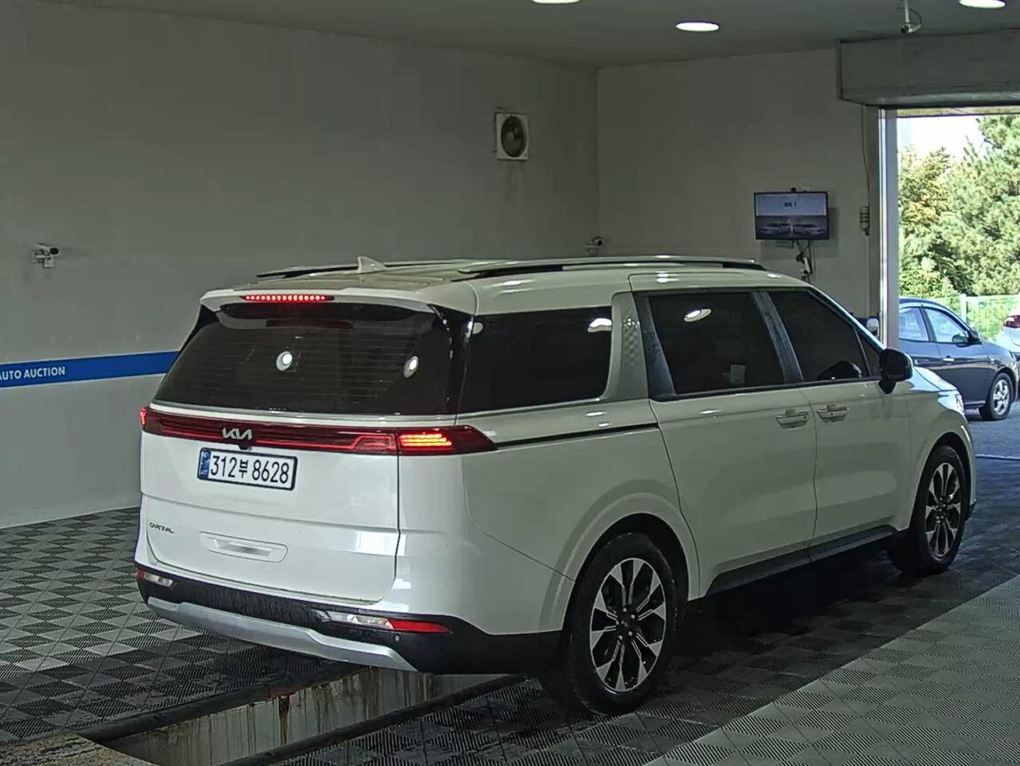 KIA NEW CARNIVAL (KA4) 9-SEATER GASOLINE PRESTIGE 2023 - zdjęcie 5