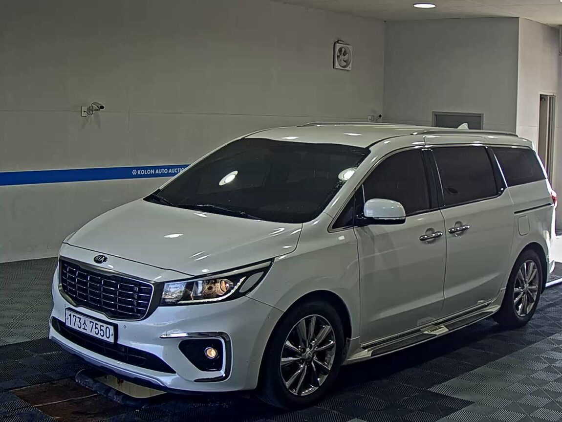 KIA THE NEW CARNIVAL 9-SEATER DIESEL PRESTIGE 2019 - zdjęcie 2