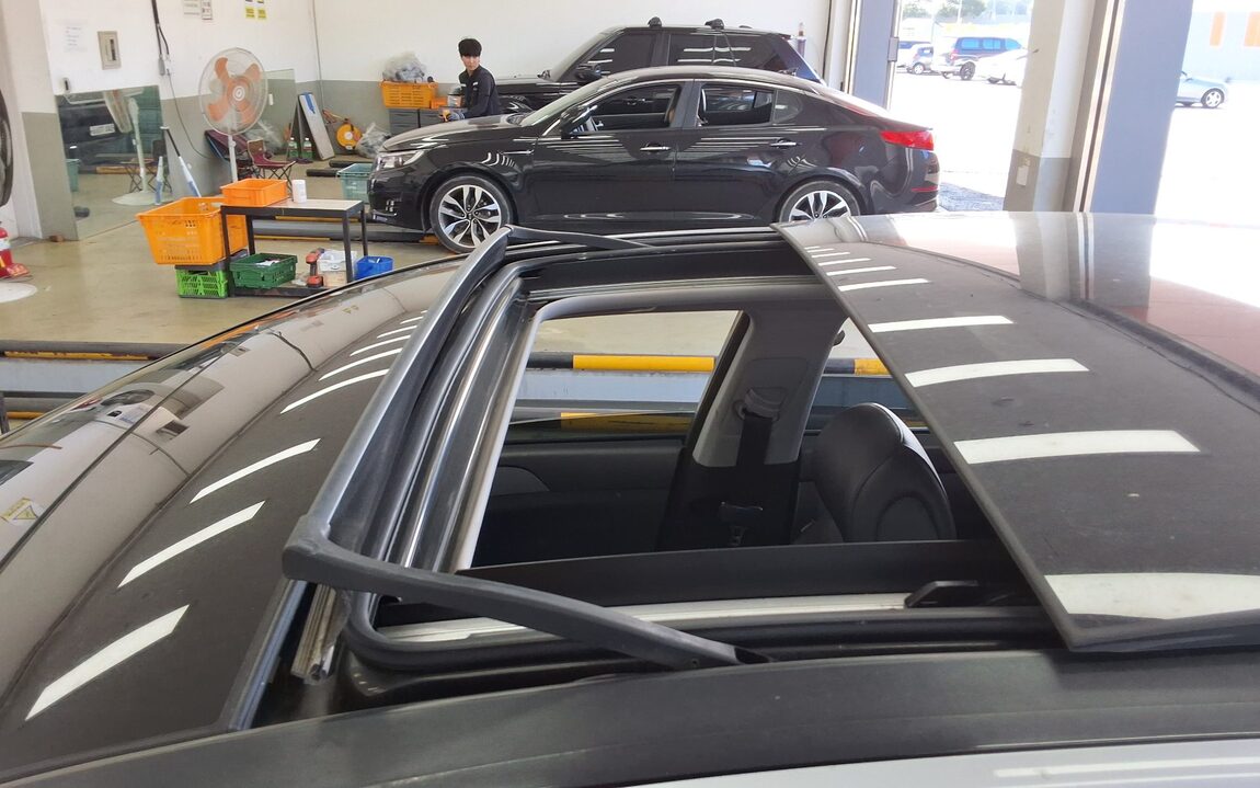 HYUNDAI LF SONATA LPi RENTAL CAR PREMIUM 2015 - zdjęcie 20