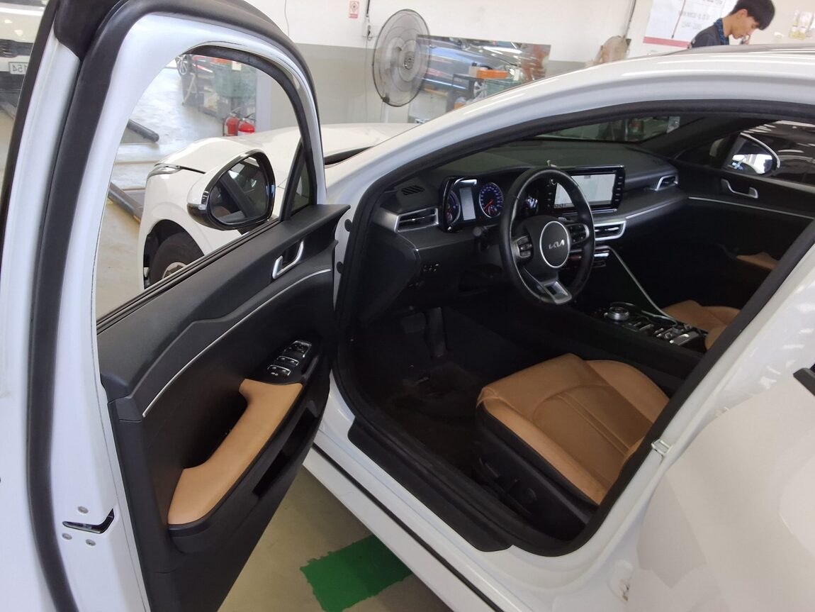 KIA NEW K5 HYBRID (DL3) 2.0 HEV PRESTIGE 2022 - zdjęcie 10