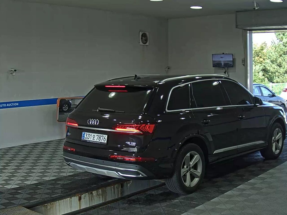 AUDI Q7 (2ND GEN) 45 TDI QUATTRO 2021 - zdjęcie 5
