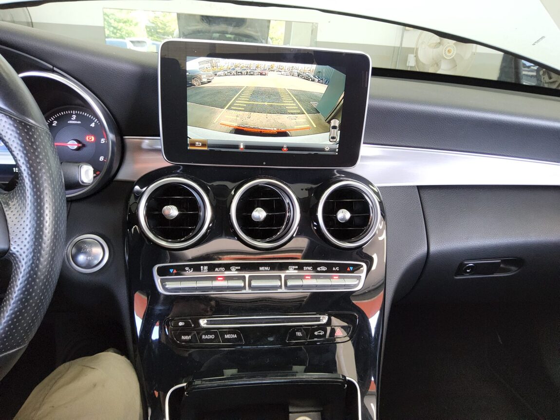 MERCEDES-BENZ C-CLASS (4TH GEN) C220 CDI BLUETEC AVANTGARDE 2015 - zdjęcie 18