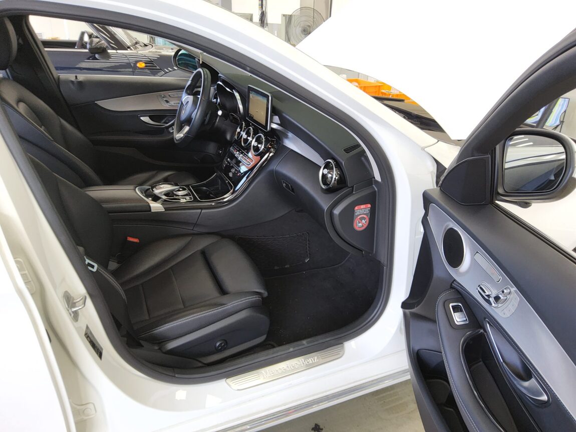 MERCEDES-BENZ C-CLASS (4TH GEN) C220 CDI BLUETEC AVANTGARDE 2015 - zdjęcie 14