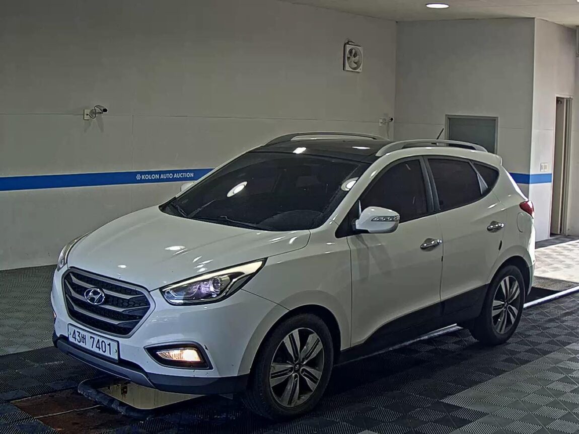 HYUNDAI NEW TUCSON ix DIESEL R2.0 2WD MODERN 2014 - zdjęcie 2