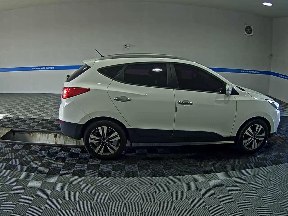 HYUNDAI NEW TUCSON ix DIESEL R2.0 2WD MODERN 2014 - zdjęcie 4