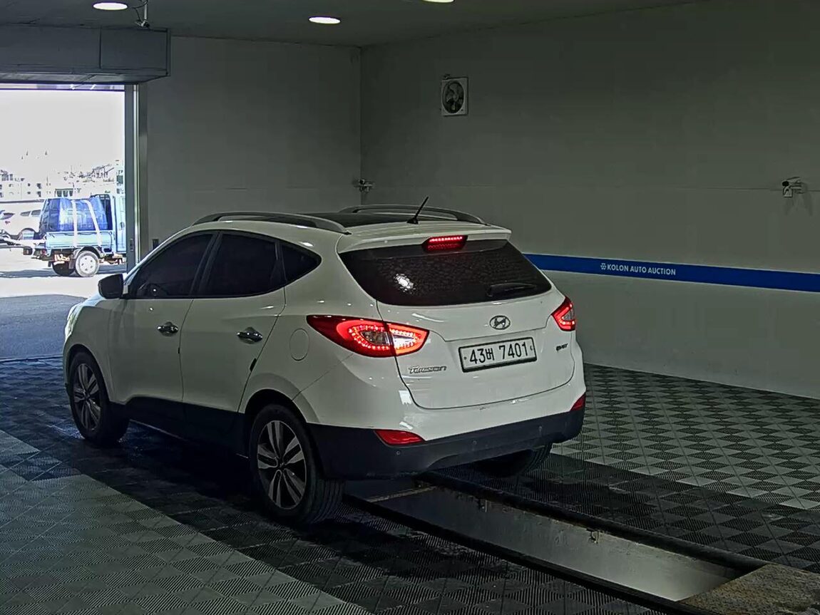 HYUNDAI NEW TUCSON ix DIESEL R2.0 2WD MODERN 2014 - zdjęcie 6