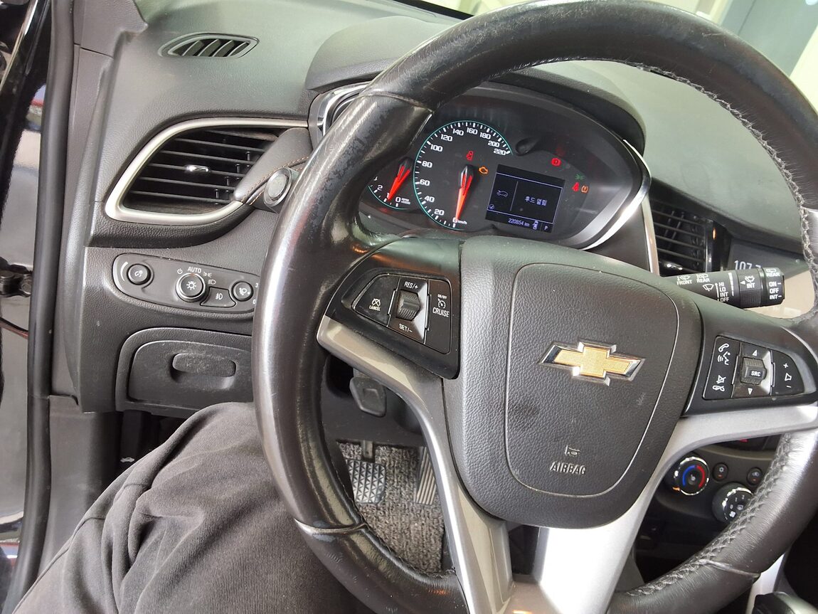CHEVROLET (DAEWOO) THE NEW TRAX 1.4 TURBO LT CORE RED LINE 2019 - zdjęcie 23