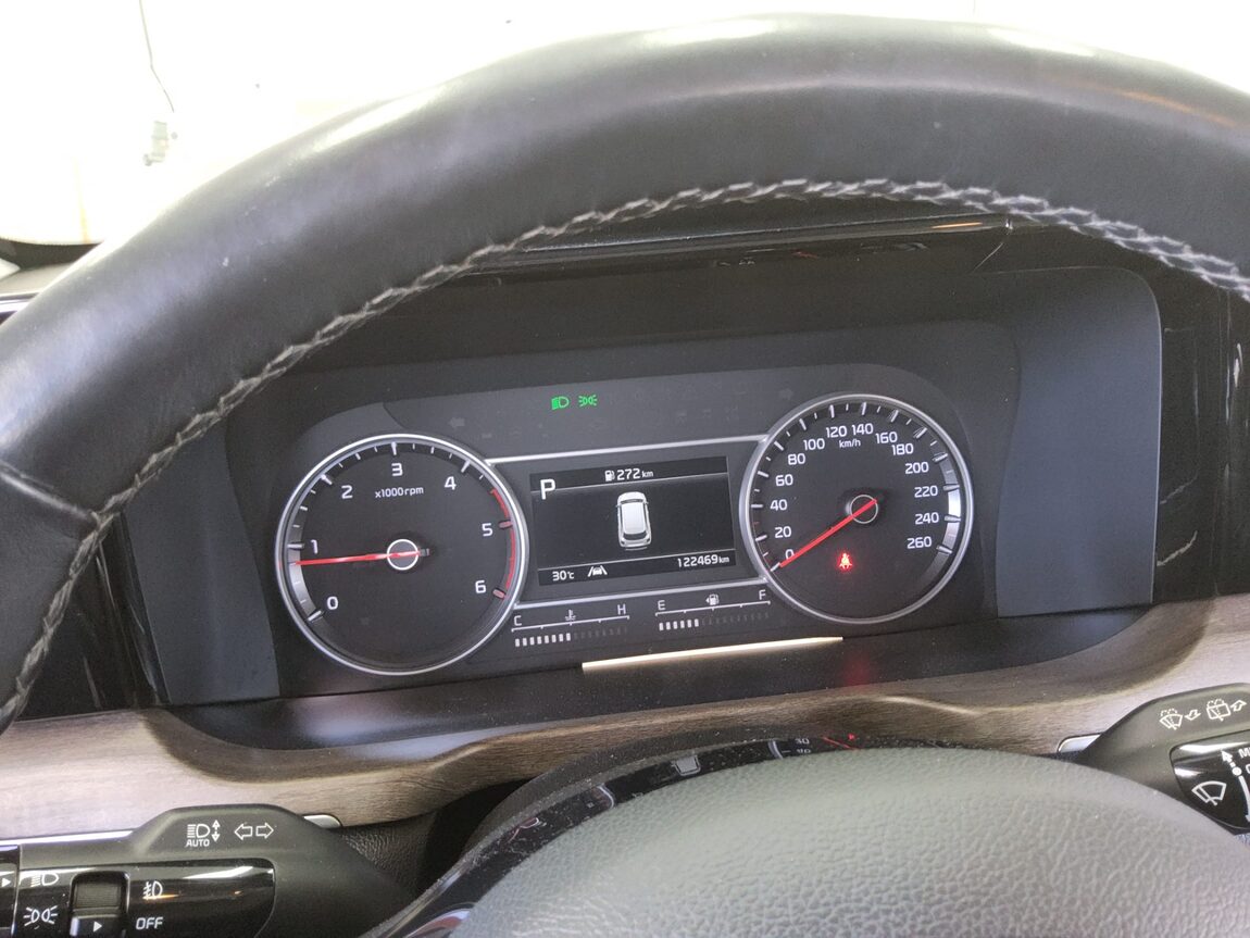 KIA NEW SORENTO (MQ4) 2.2 DIESEL 2WD PRESTIGE 2021 - zdjęcie 9