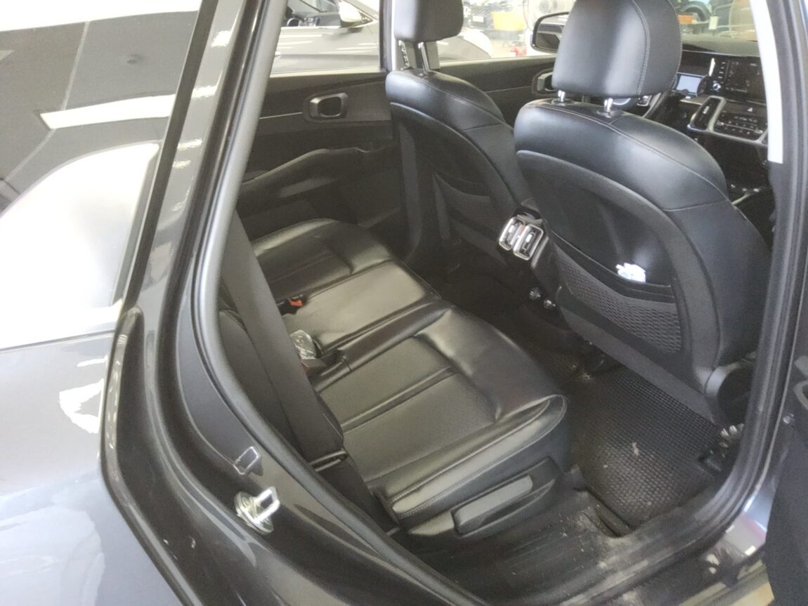 KIA NEW SORENTO (MQ4) 2.2 DIESEL 2WD PRESTIGE 2021 - zdjęcie 13