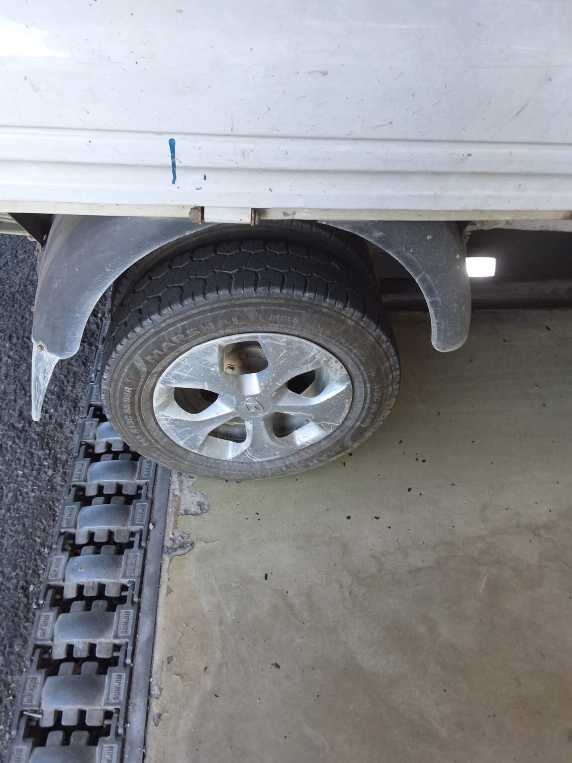 HYUNDAI PORTER II VGT SUPER CAB EXTRA LONG WHEELBASE SMART 2022 - zdjęcie 23