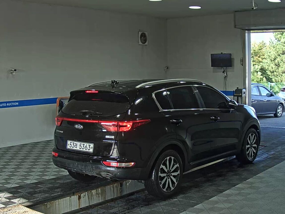KIA NEW SPORTAGE 1.7 2WD NOBLESSE 2018 - zdjęcie 5