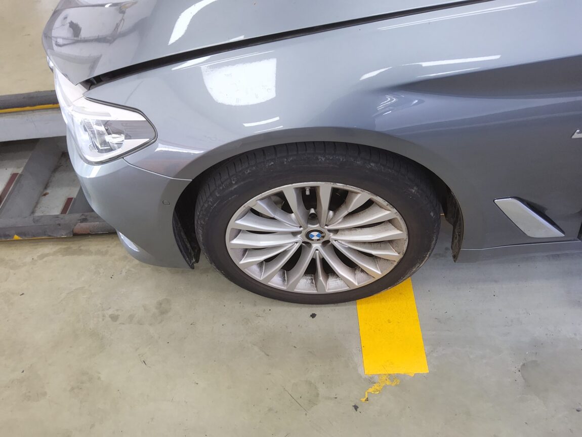 BMW 5 SERIES (7TH GEN) 520d LUXURY LINE SPECIAL 2018 - zdjęcie 21