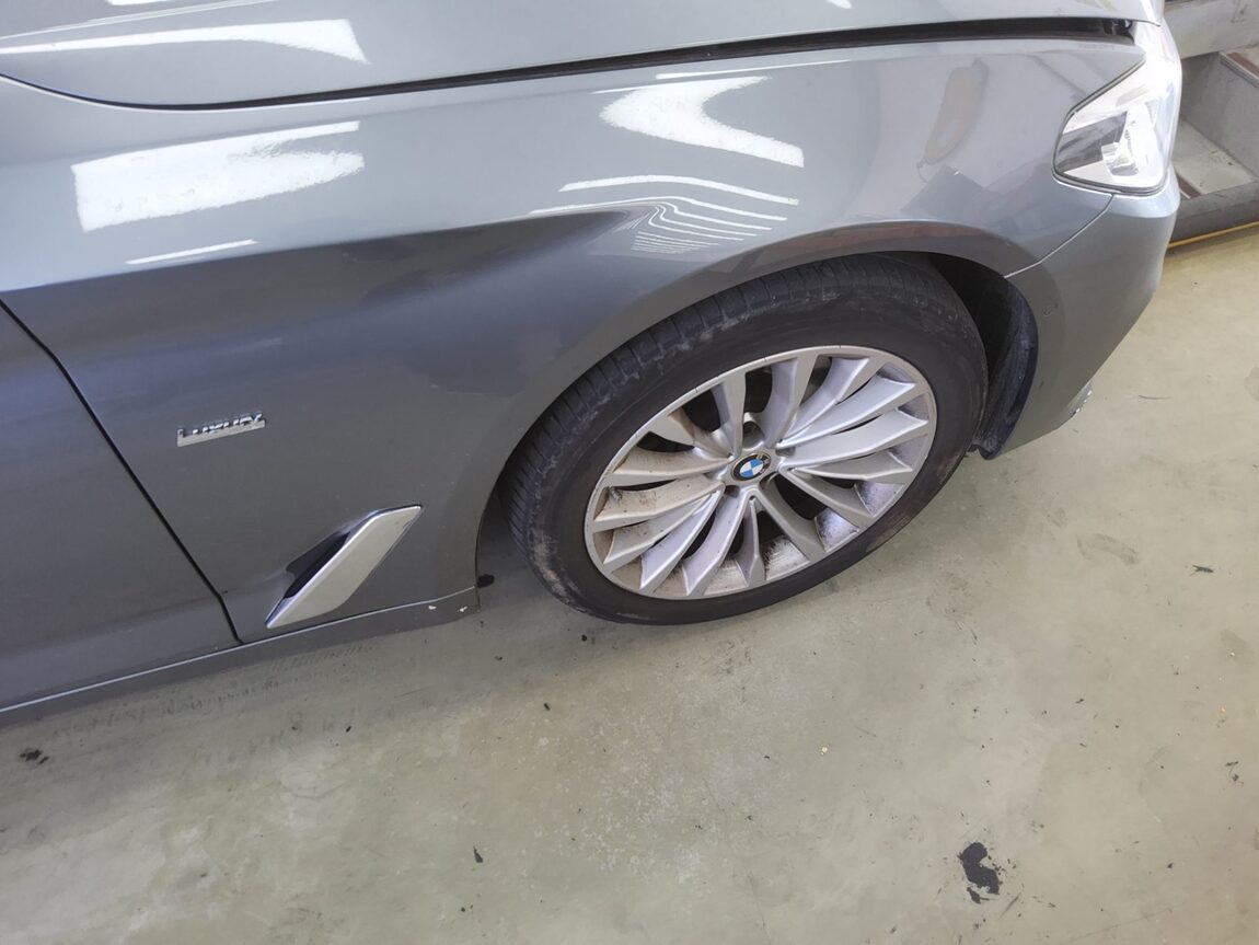 BMW 5 SERIES (7TH GEN) 520d LUXURY LINE SPECIAL 2018 - zdjęcie 23