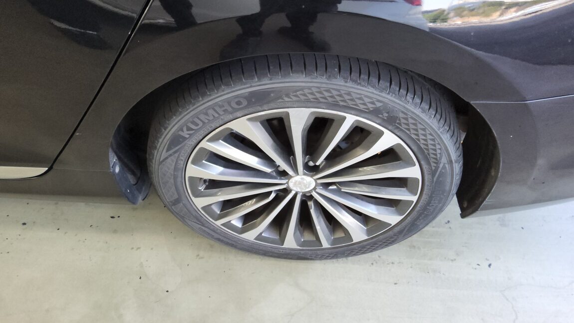 HYUNDAI GRANDEUR HG HG 300 EXCLUSIVE 2014 - zdjęcie 24