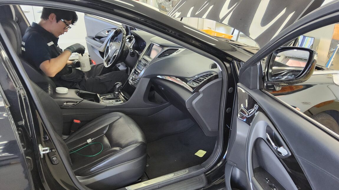 HYUNDAI GRANDEUR HG HG 300 EXCLUSIVE 2014 - zdjęcie 14