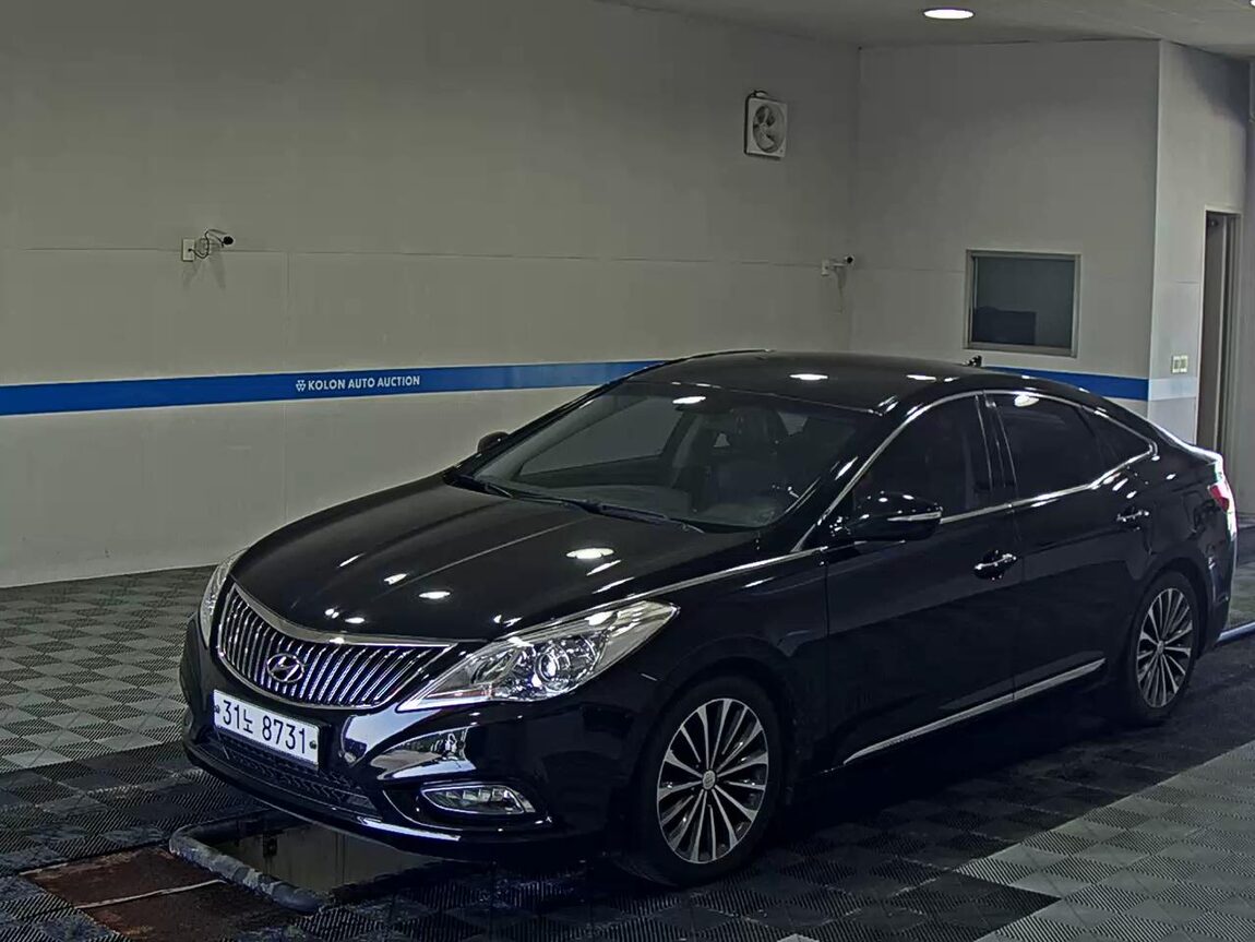 HYUNDAI GRANDEUR HG HG 300 EXCLUSIVE 2014 - zdjęcie 2