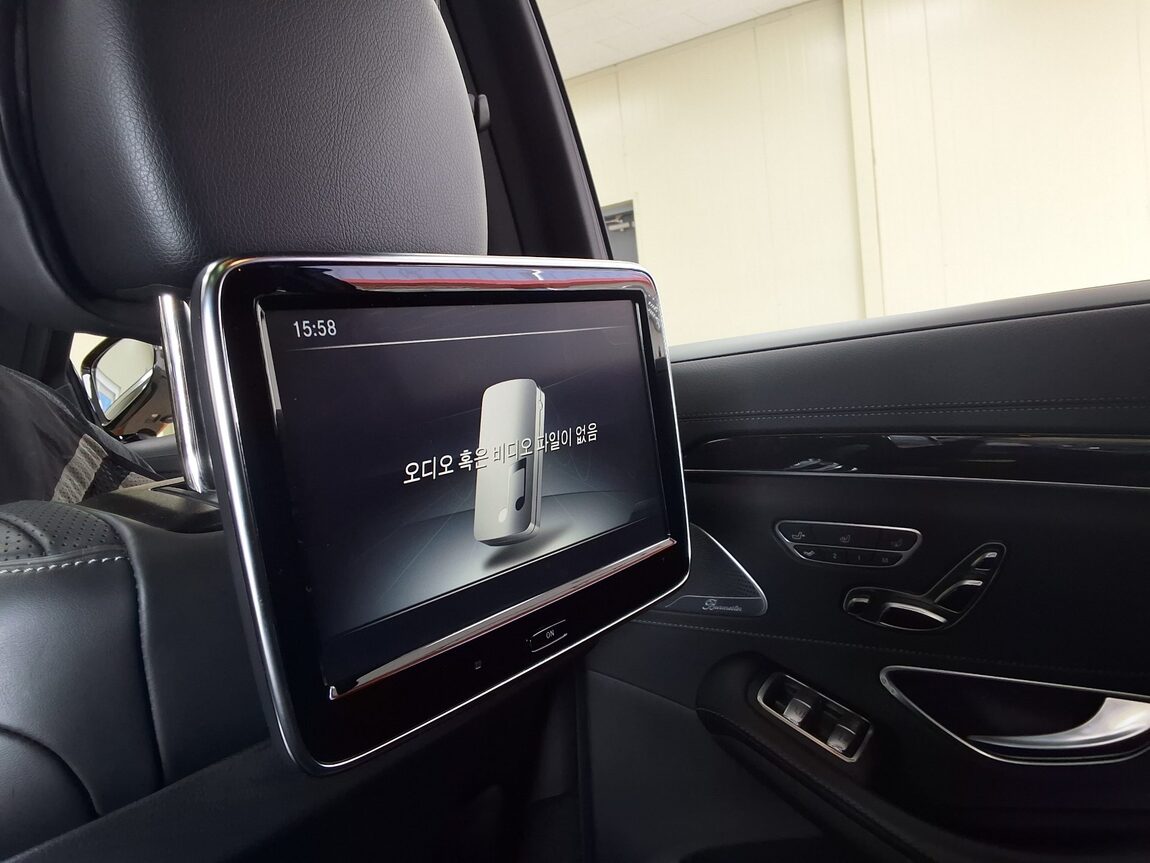MERCEDES-BENZ S-CLASS (6TH GEN) S500L 4MATIC 2017 - zdjęcie 28