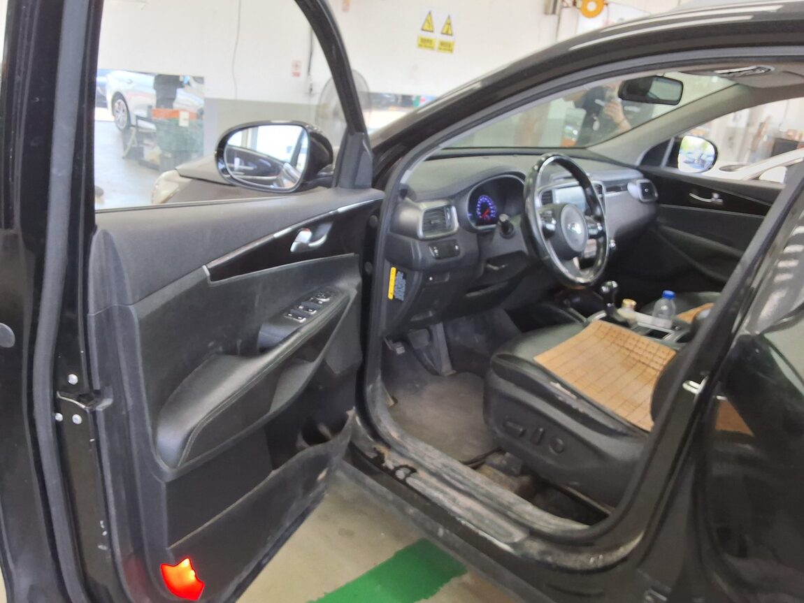KIA ALL NEW SORENTO R2.0 2WD PRESTIGE 2015 - zdjęcie 10