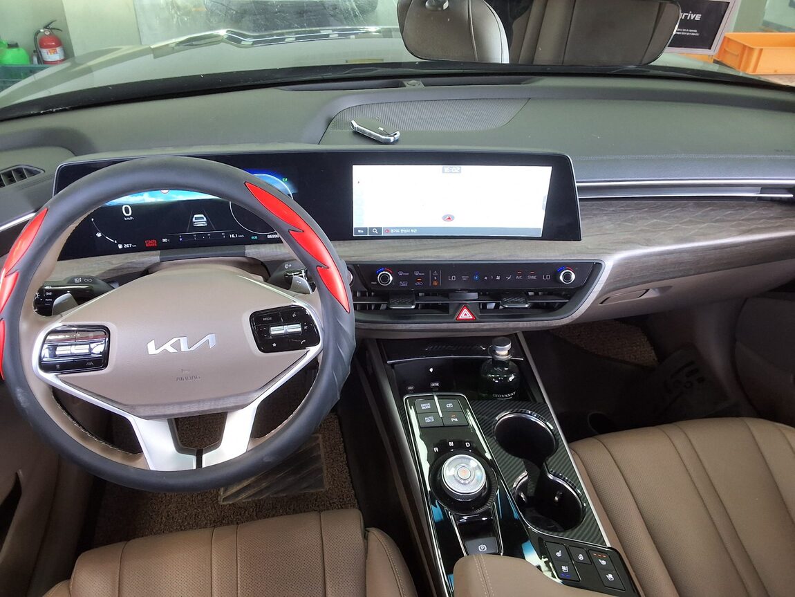 KIA K8 HYBRID HEV NOBLESSE 2024 - zdjęcie 11