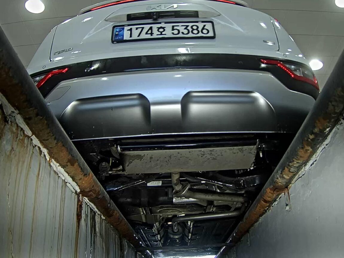KIA THE ALL NEW NIRO 1.6 HEV PRESTIGE 2024 - zdjęcie 8