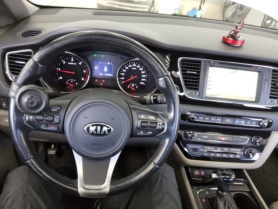 KIA ALL NEW CARNIVAL 9-SEATER DIESEL PRESTIGE 2016 - zdjęcie 17