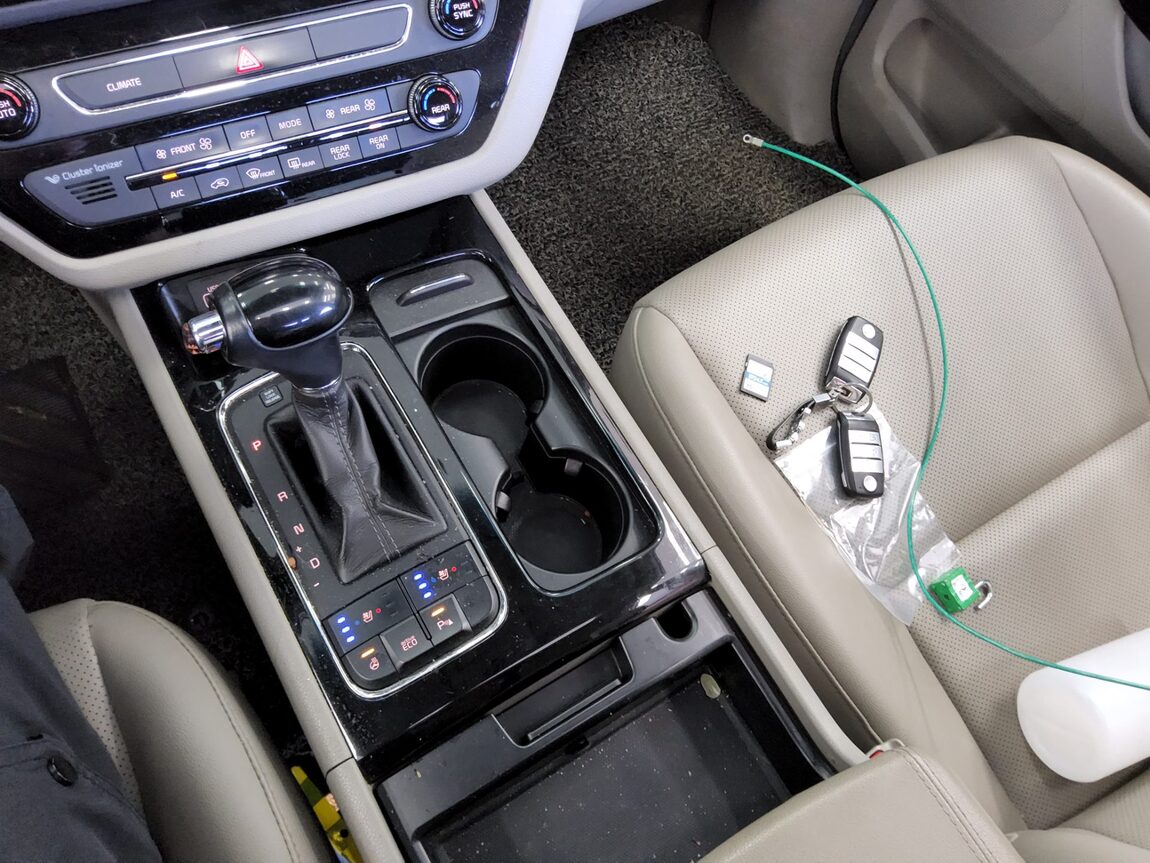 KIA ALL NEW CARNIVAL 9-SEATER DIESEL PRESTIGE 2016 - zdjęcie 19