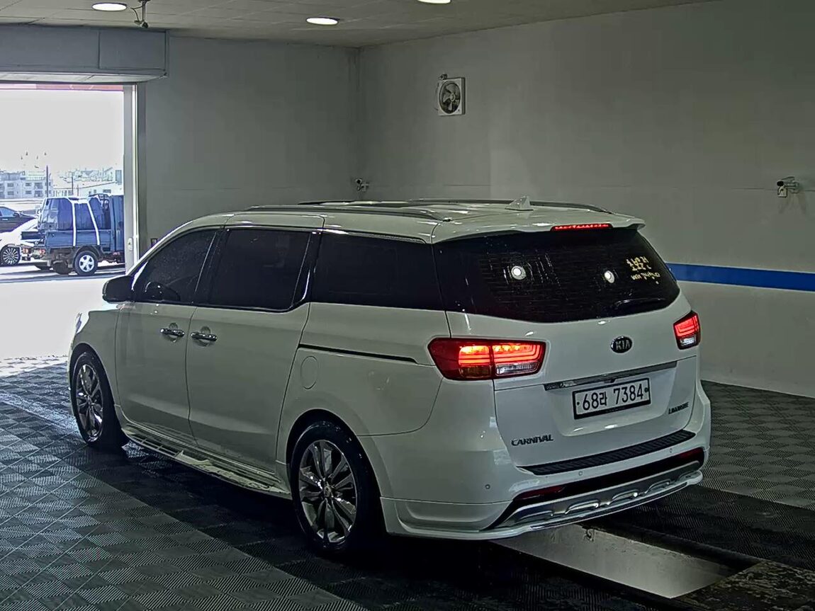 KIA ALL NEW CARNIVAL 9-SEATER DIESEL PRESTIGE 2016 - zdjęcie 6