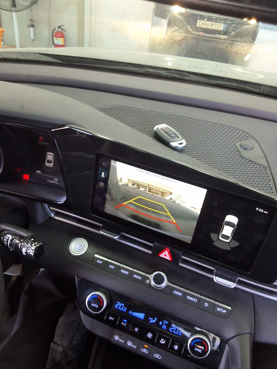 HYUNDAI AVANTE (CN7) 1.6 GASOLINE SMART 2021 - zdjęcie 17