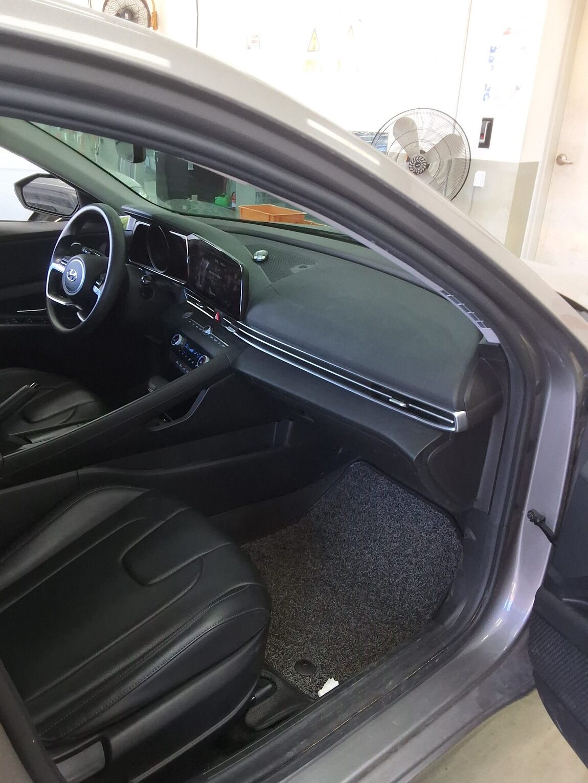 HYUNDAI AVANTE (CN7) 1.6 GASOLINE SMART 2021 - zdjęcie 14