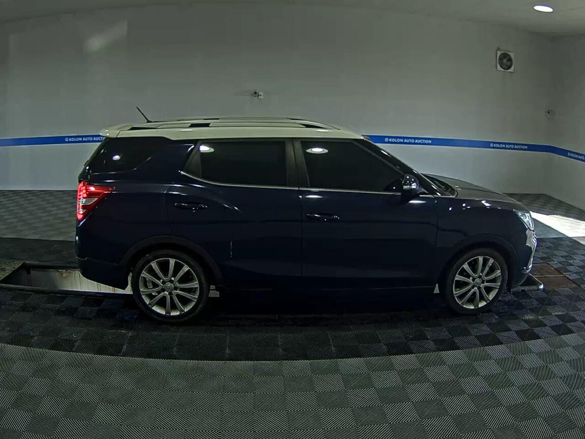 KG MOBILITY (SSANGYONG) TIVOLI AIR DIESEL 2WD IX 2017 - zdjęcie 4