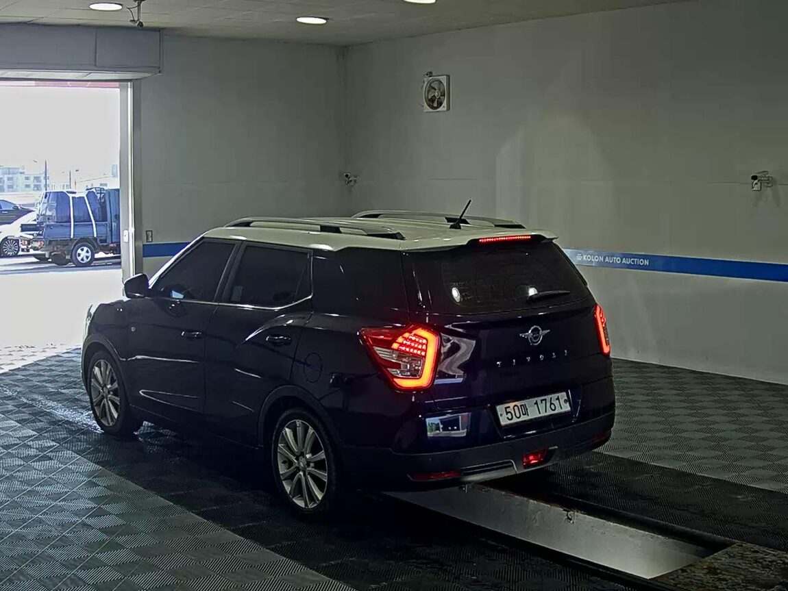 KG MOBILITY (SSANGYONG) TIVOLI AIR DIESEL 2WD IX 2017 - zdjęcie 6