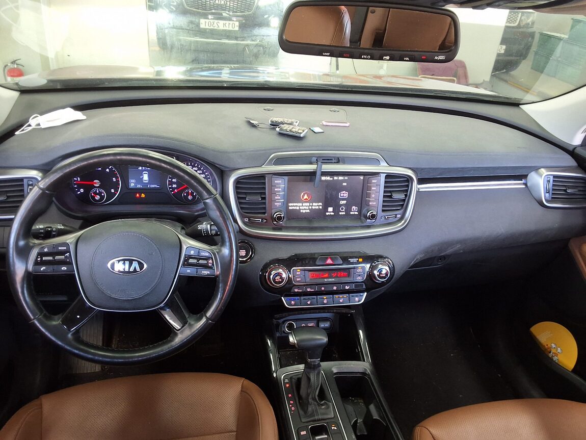 KIA THE NEW SORENTO DIESEL R2.2 2WD NOBLESSE 2019 - zdjęcie 19