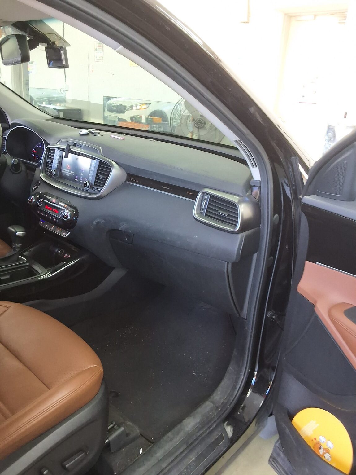 KIA THE NEW SORENTO DIESEL R2.2 2WD NOBLESSE 2019 - zdjęcie 14