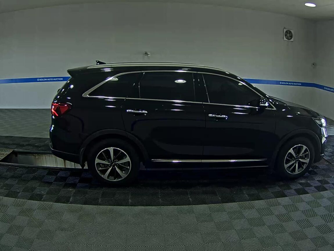 KIA THE NEW SORENTO DIESEL R2.2 2WD NOBLESSE 2019 - zdjęcie 4