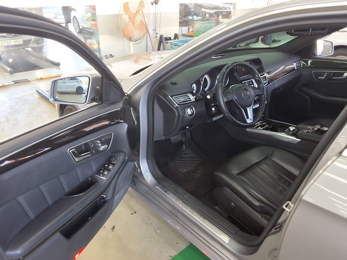 MERCEDES-BENZ E-CLASS (4TH GEN) E250 CDI 4MATIC 2014 - zdjęcie 10