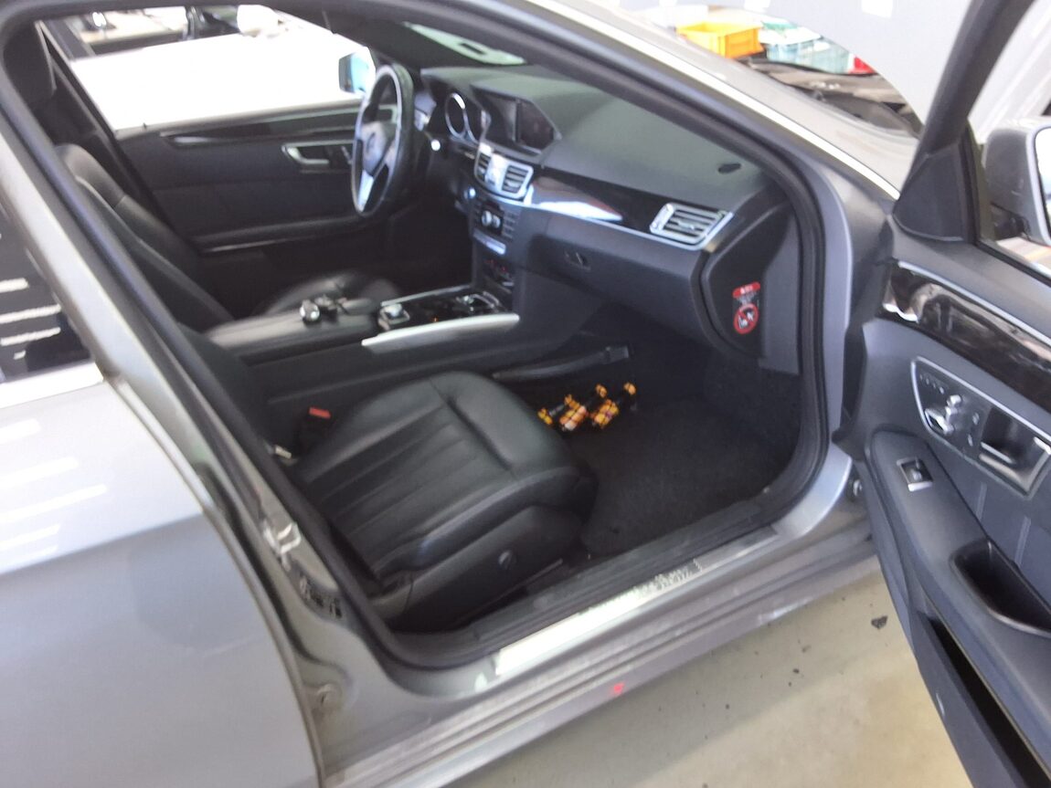 MERCEDES-BENZ E-CLASS (4TH GEN) E250 CDI 4MATIC 2014 - zdjęcie 14