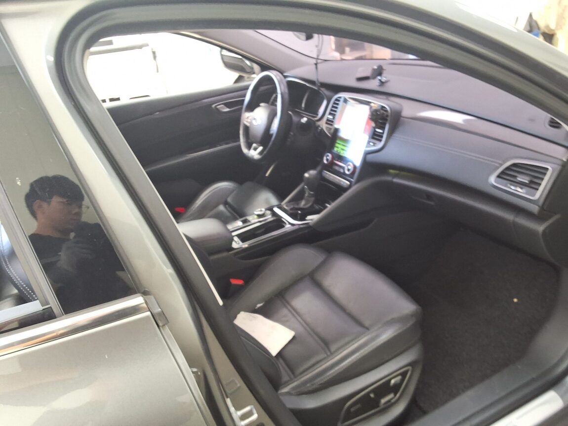 RENAULT (SAMSUNG) SM6 2.0 GDe LE 2016 - zdjęcie 15