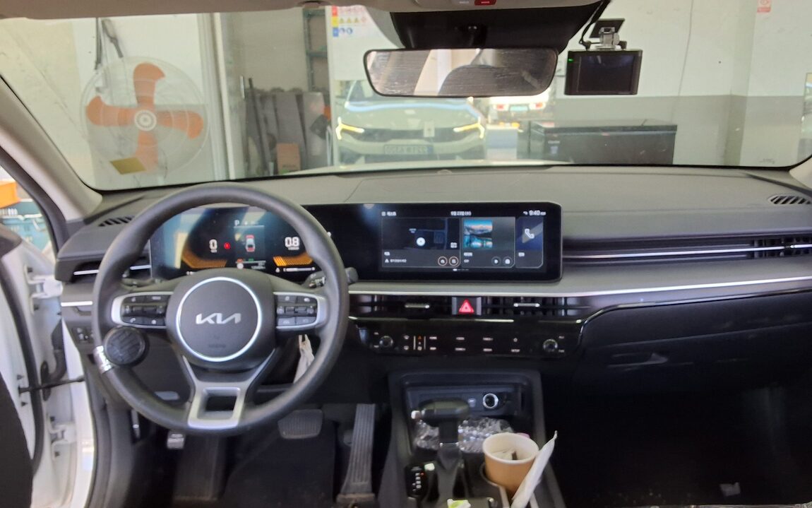 KIA THE NEW K5 (DL3) 2.0 LPI RENTAL CAR TRENDY 2024 - zdjęcie 11