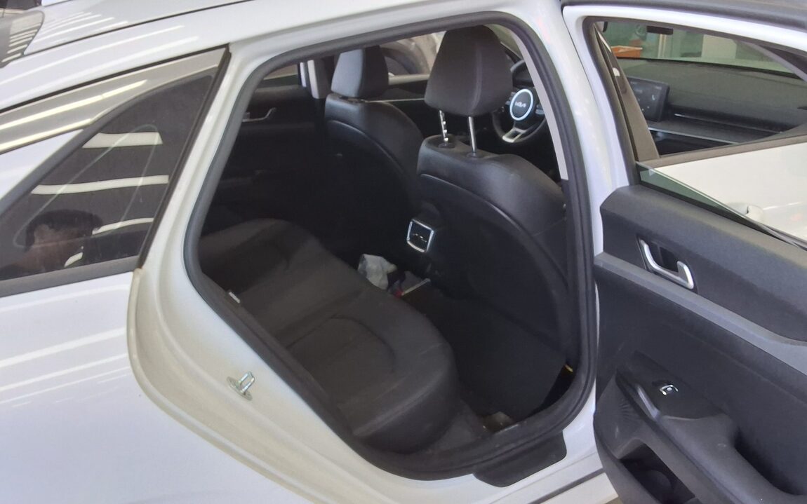 KIA THE NEW K5 (DL3) 2.0 LPI RENTAL CAR TRENDY 2024 - zdjęcie 13