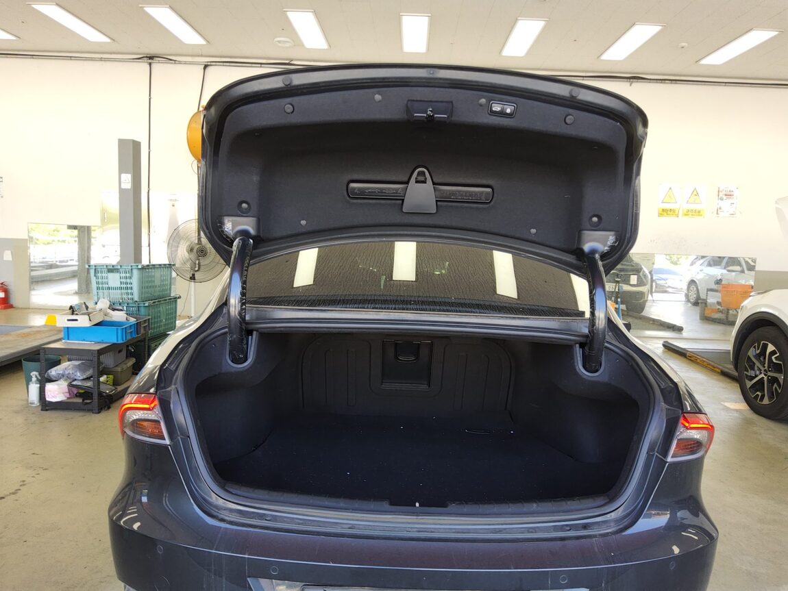 HYUNDAI THE NEW GRANDEUR IG GASOLINE 2.5 LE BLANC 2022 - zdjęcie 15