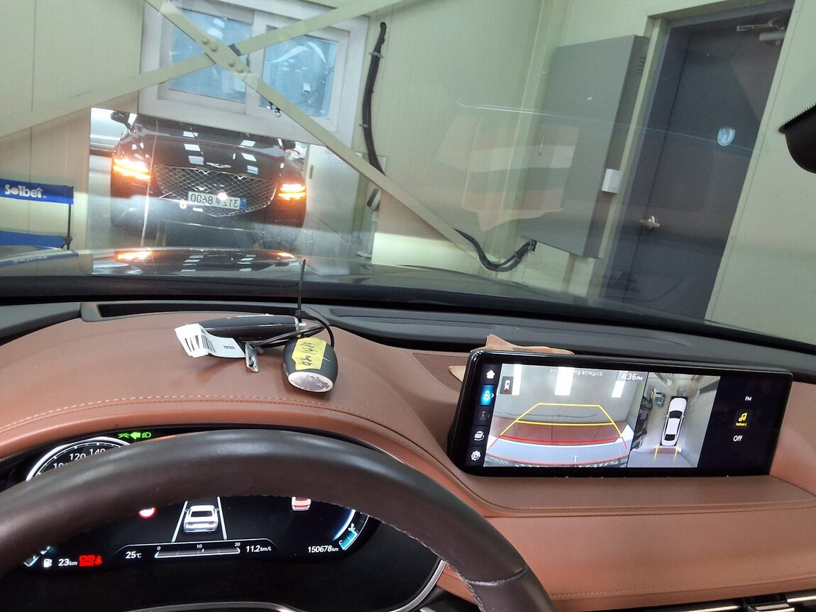 GENESIS THE ALL NEW G80 GASOLINE 2.5 AWD BASE MODEL 2022 - zdjęcie 25