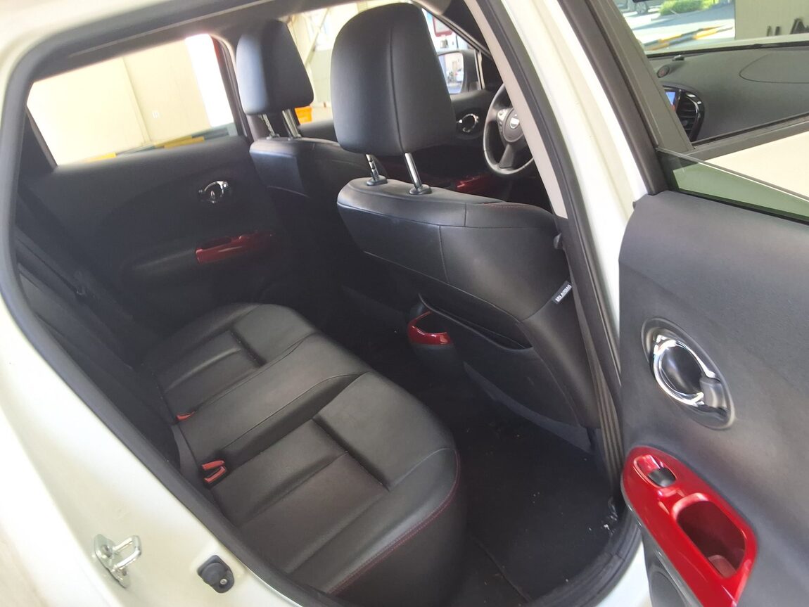 NISSAN JUKE 1.6 SV 2015 - zdjęcie 14