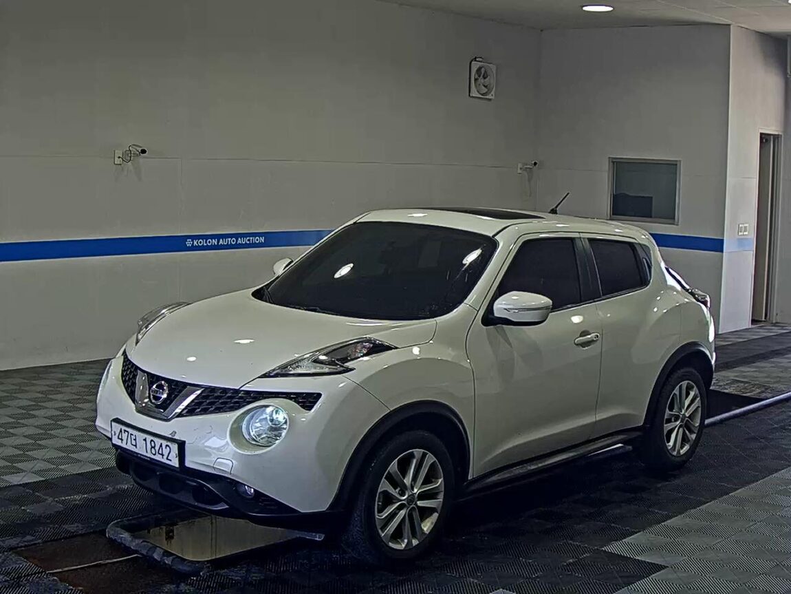 NISSAN JUKE 1.6 SV 2015 - zdjęcie 2