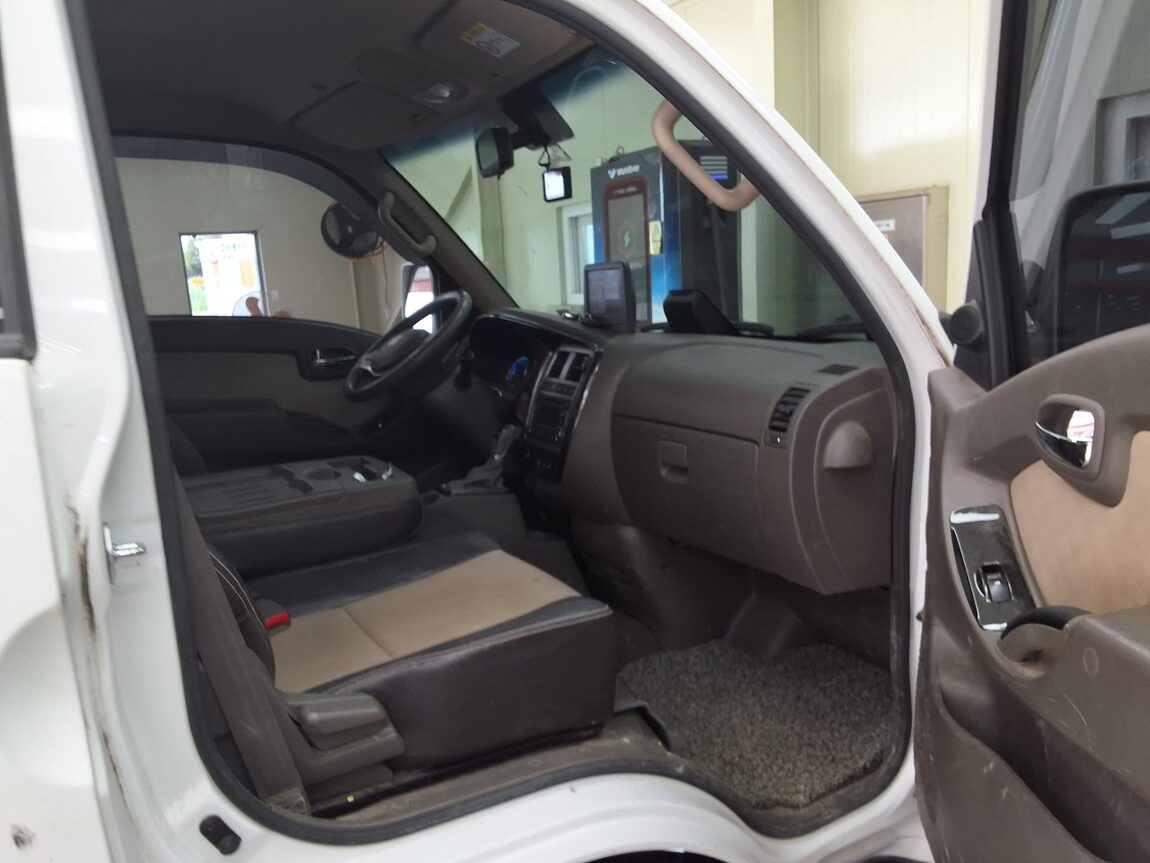 HYUNDAI PORTER II ELECTRIC CARGO PREMIUM SPECIAL 2021 - zdjęcie 12