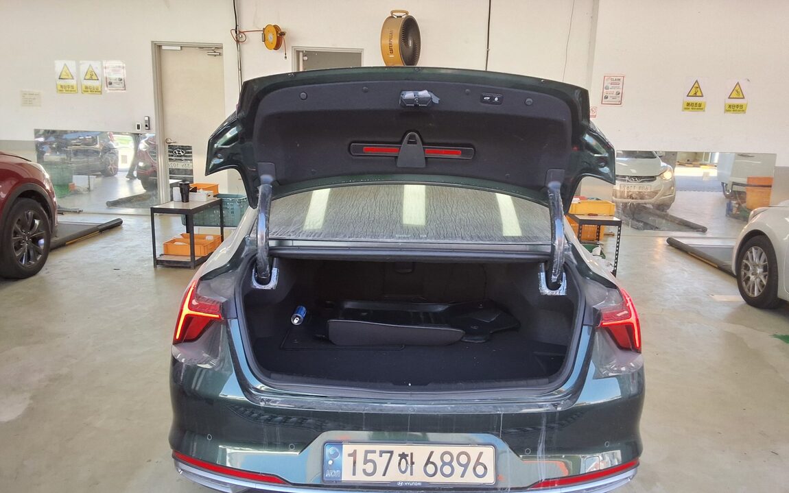 KIA K8 3.5 LPi RENTAL CAR PRESTIGE 2022 - zdjęcie 15